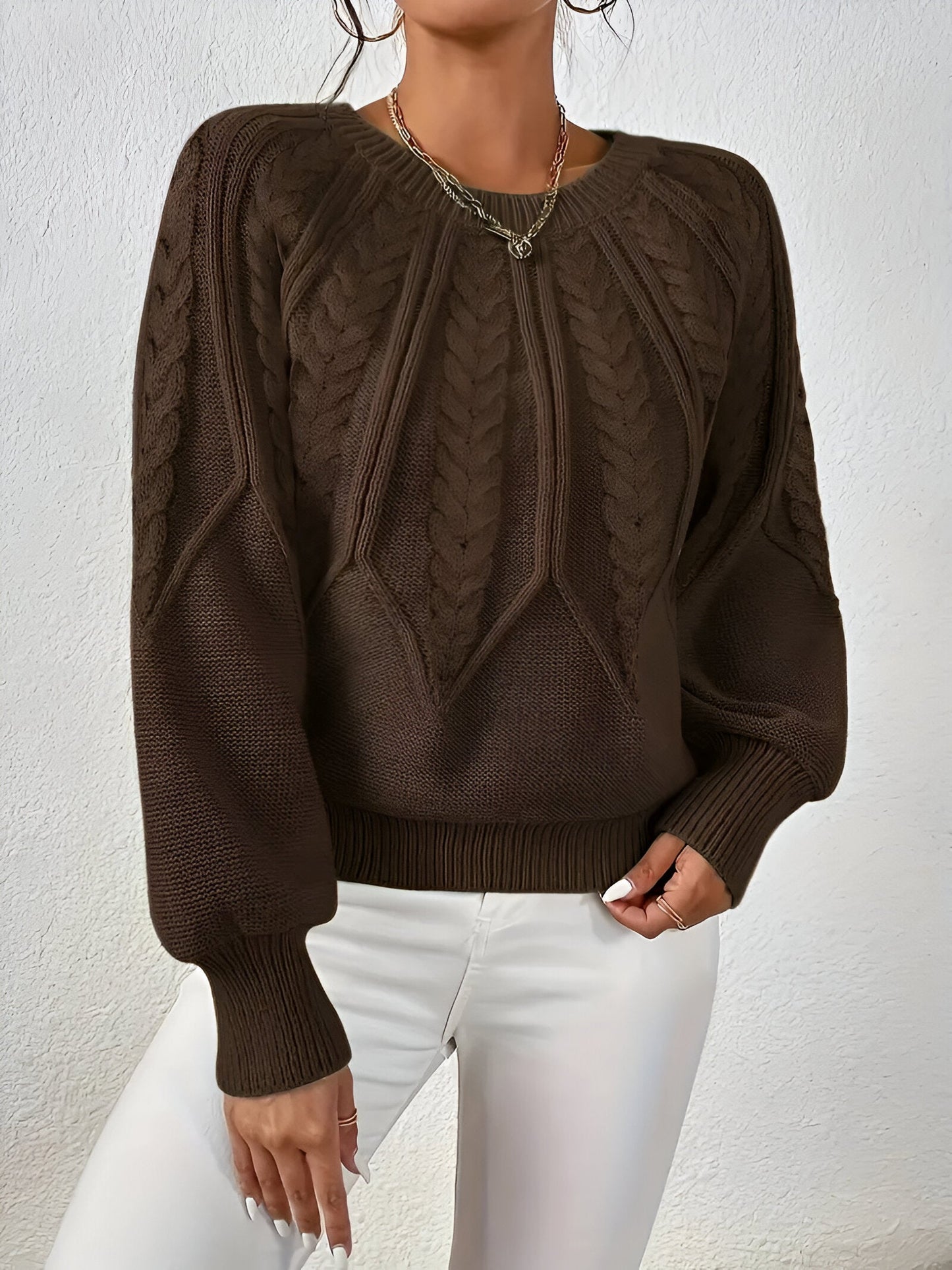 Agatha | Elegancki sweter z dzianiny kablowe
